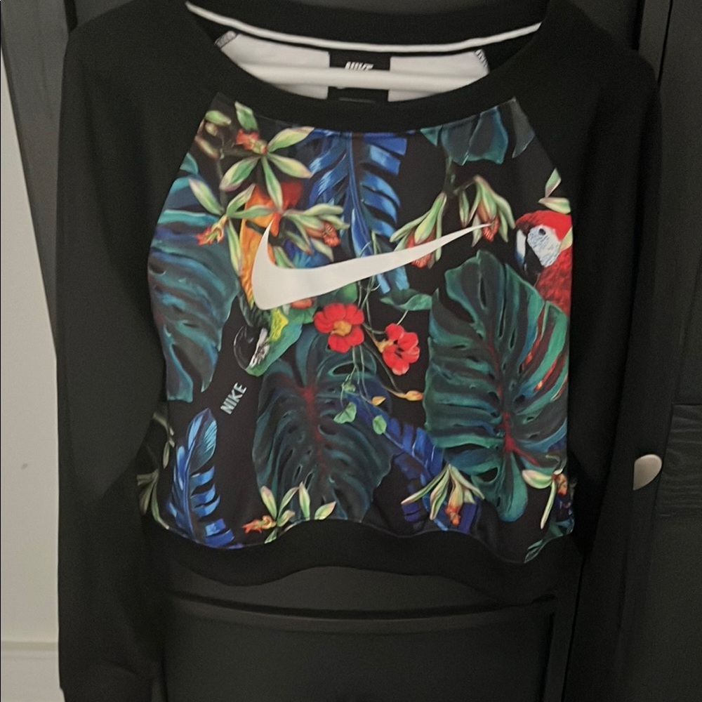 Nike Women's Black Tropical Print Top